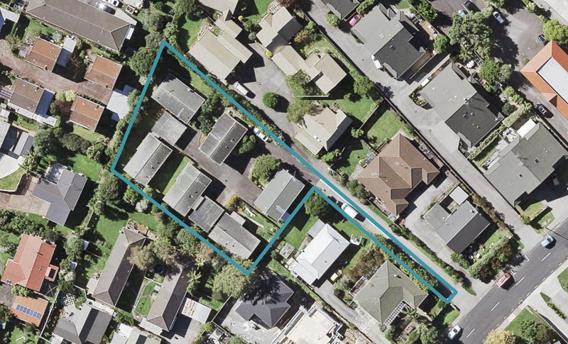 5/57 Moore Street, Howick, Auckland - Carousel 1