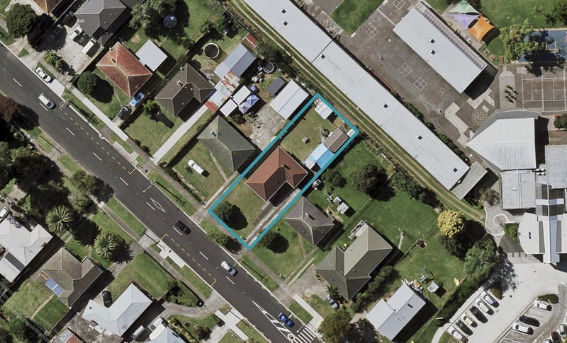 218 Bairds Road, Otara, Auckland - Carousel 1
