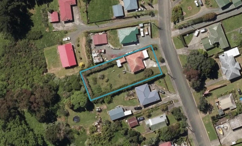 18 Charles Street, Kamo, Whangarei - Carousel 1