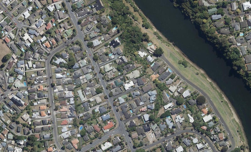 114 Beerescourt Road, Beerescourt, Hamilton - Carousel 1