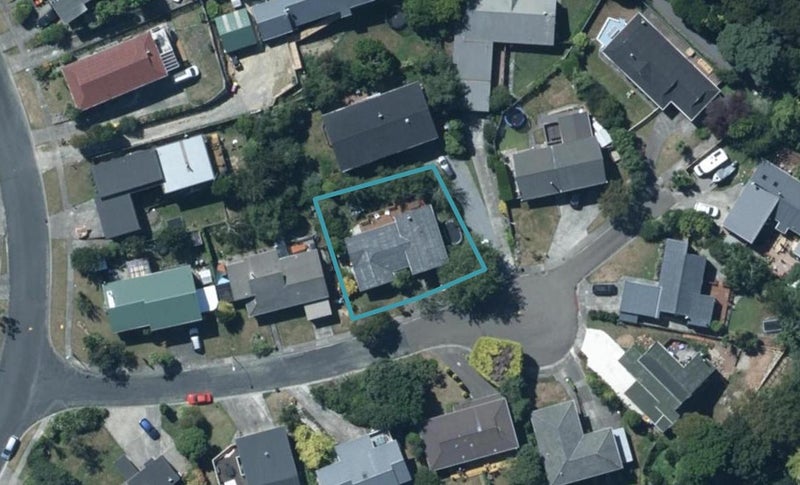 5 Charthouse Lane, Whitby, Porirua - Carousel 1