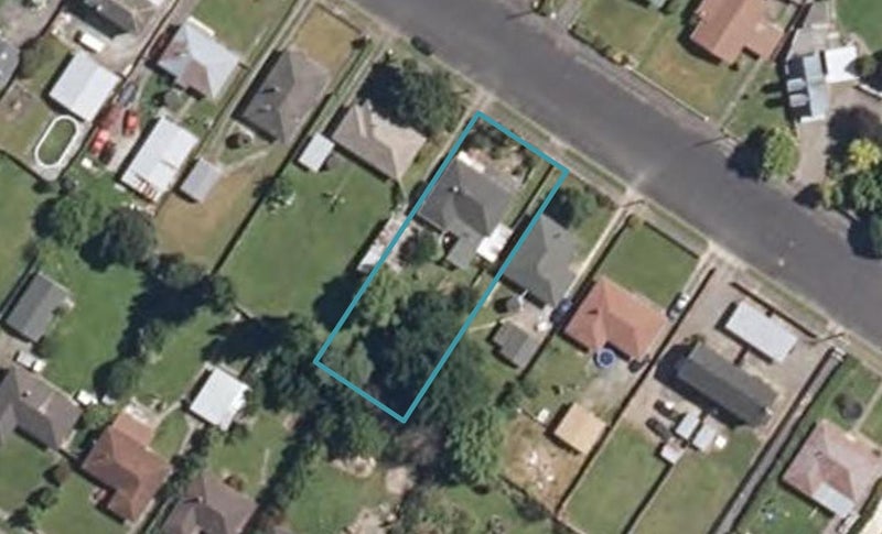 30 Edward Street, Pahiatua - Carousel 1