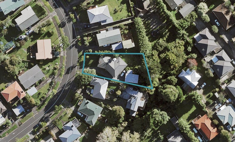 54 Rosamund Avenue, New Windsor, Auckland - Carousel 1