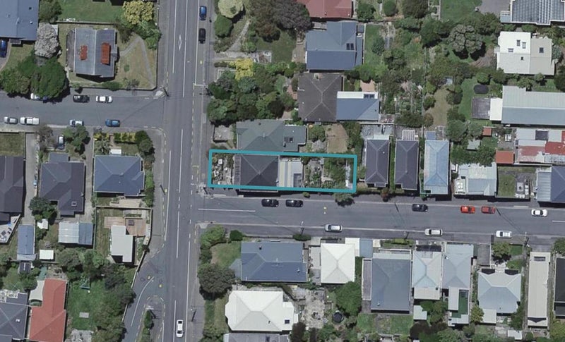 533 Adelaide Road, Berhampore, Wellington - Carousel 1