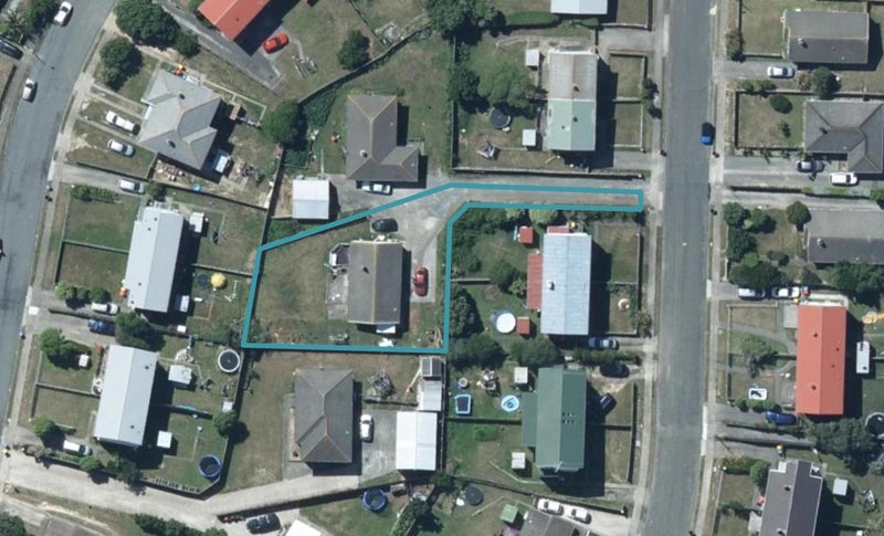 47 Westmeath Street, Waitangirua, Porirua - Carousel 1