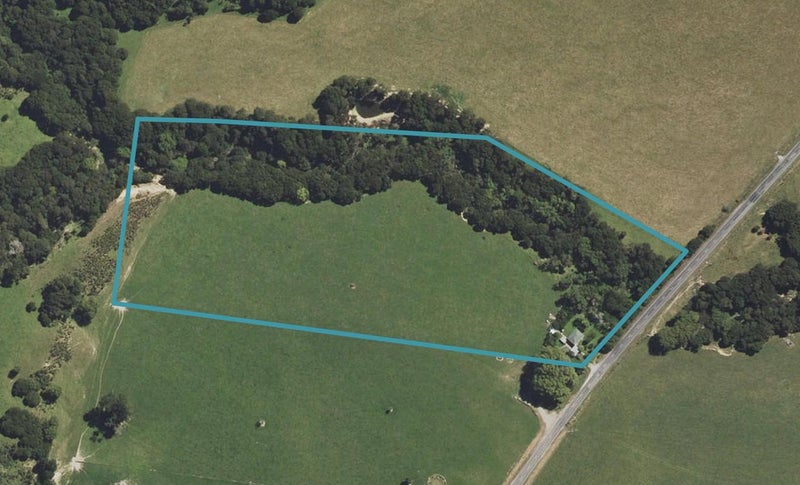 943 Te Araroa Road, Ruatoria, Ruatoria - Carousel 1