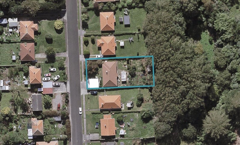 23 Glenpark Avenue, Frankleigh Park, New Plymouth - Carousel 1