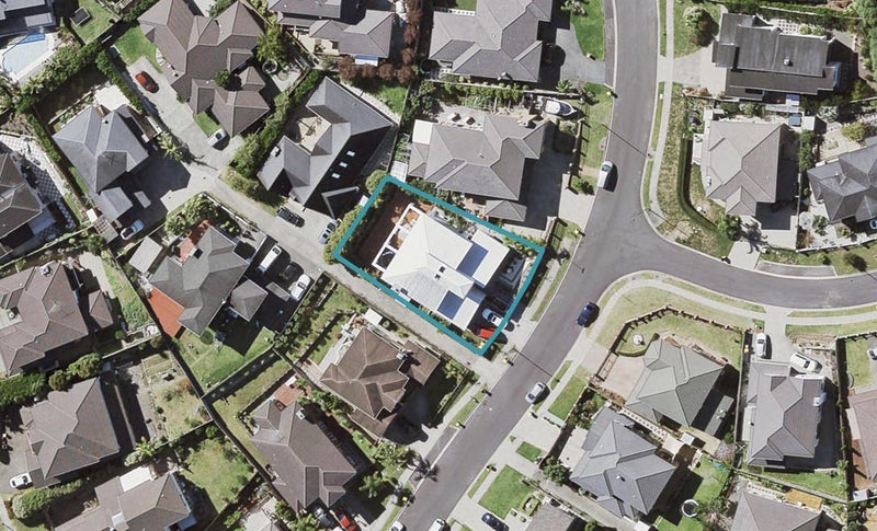 18 Kilkelly Avenue, Pinehill, Auckland - Carousel 1
