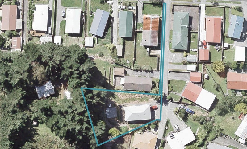 43 Stockdale Street, Wainuiomata, Lower Hutt - Carousel 1