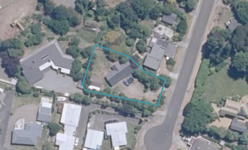 31 Otupai Street, Two Mile Bay, Taupo - Carousel 1