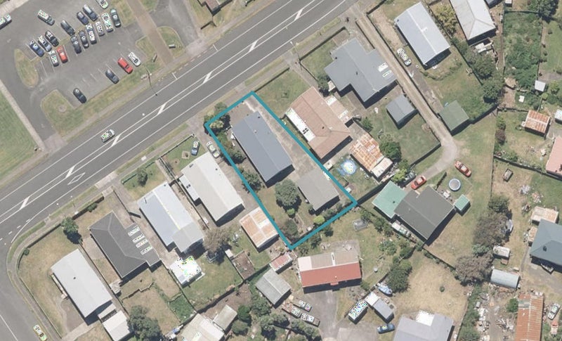 23 Cross Street, Castlecliff, Whanganui - Carousel 1