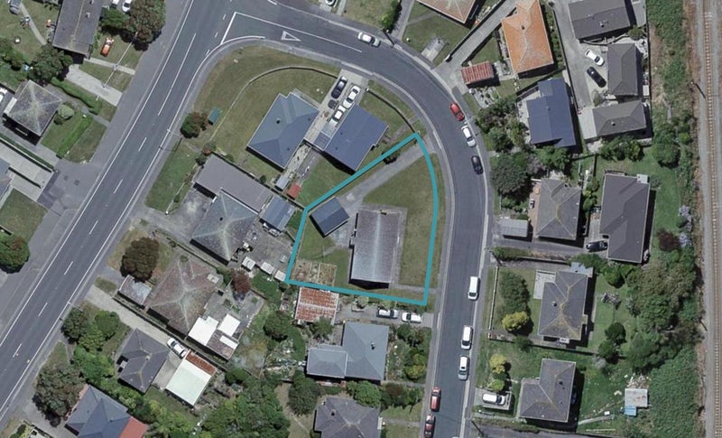4 Stephen Street, Johnsonville, Wellington - Carousel 1