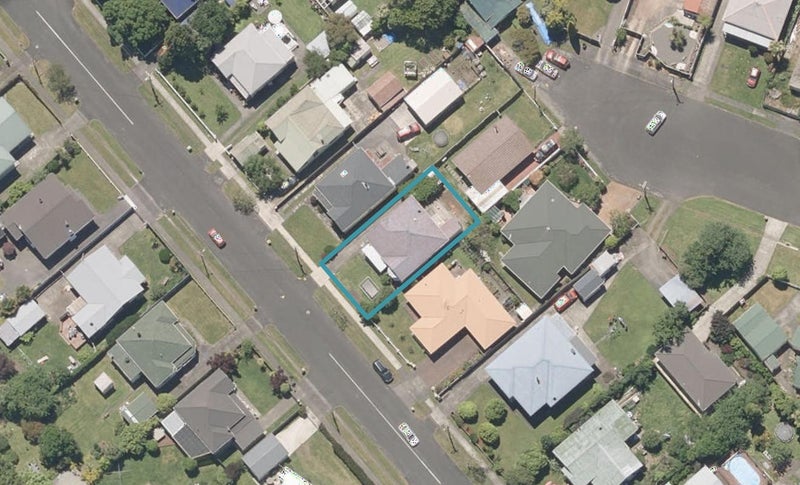 73 Jellicoe Street, Whanganui East, Whanganui - Carousel 1