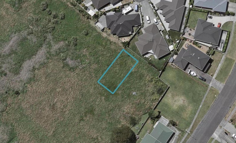 12 Koru Loop, Paraparaumu, Paraparaumu - Carousel 1