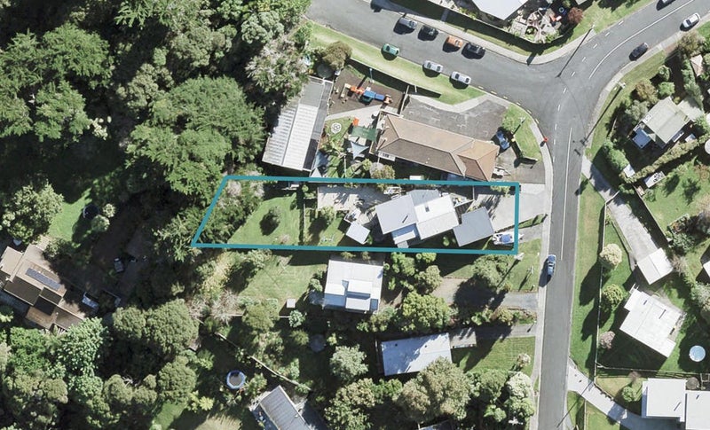 7 Poplar Road, Stanmore Bay, Whangaparaoa - Carousel 1