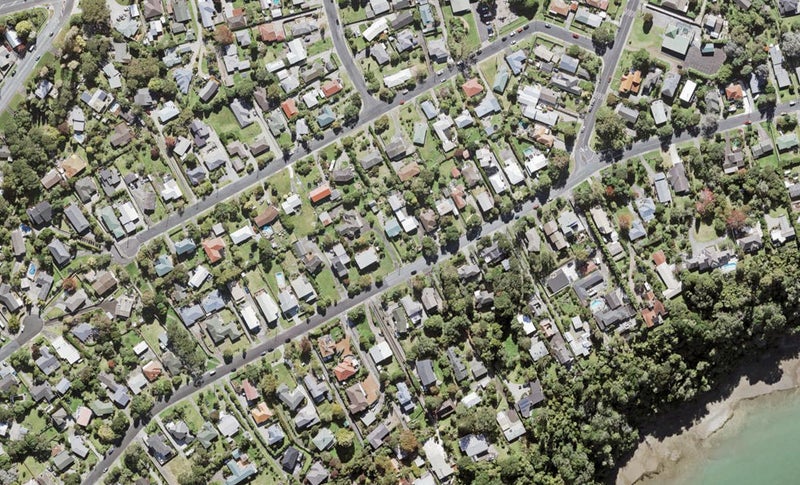 67 Cliff View Drive, Green Bay, Auckland - Carousel 1