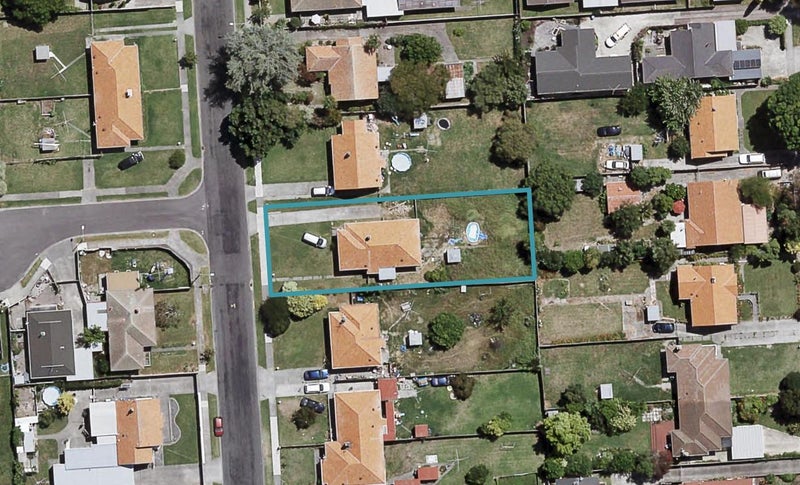 12 Russell Road, Marewa, Napier - Carousel 1