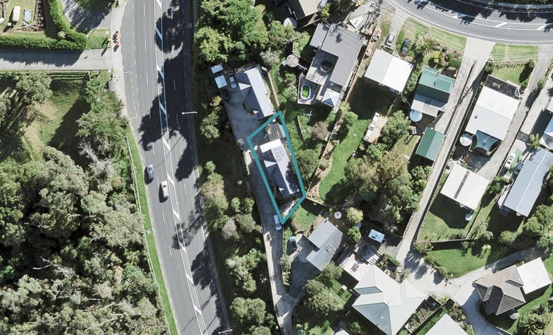 314 Whangaparaoa Road, Stanmore Bay, Whangaparaoa - Carousel 1