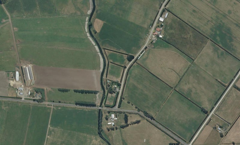 152 Yarrs Road, Christchurch - Carousel 1