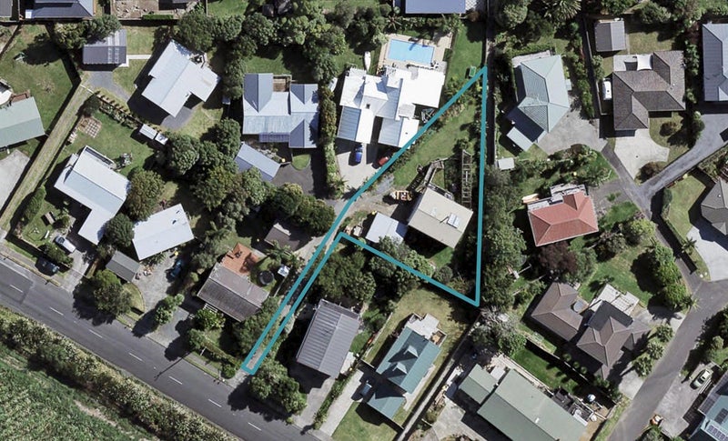 21 Clarks Beach Road, Clarks Beach, Clarks Beach - Carousel 1