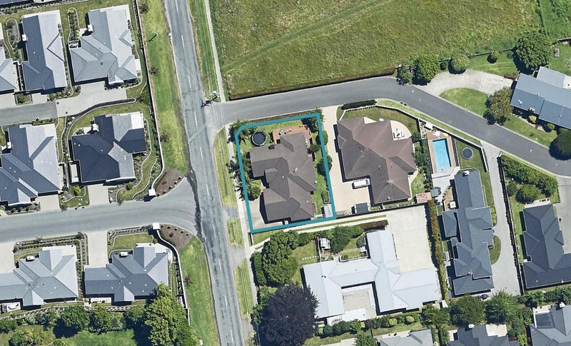 122 Bethlehem Road, Bethlehem, Tauranga - Carousel 1