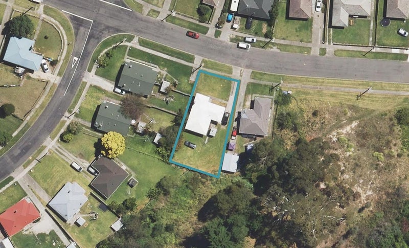 65 Cambridge Terrace, Kaiti, Gisborne - Carousel 1