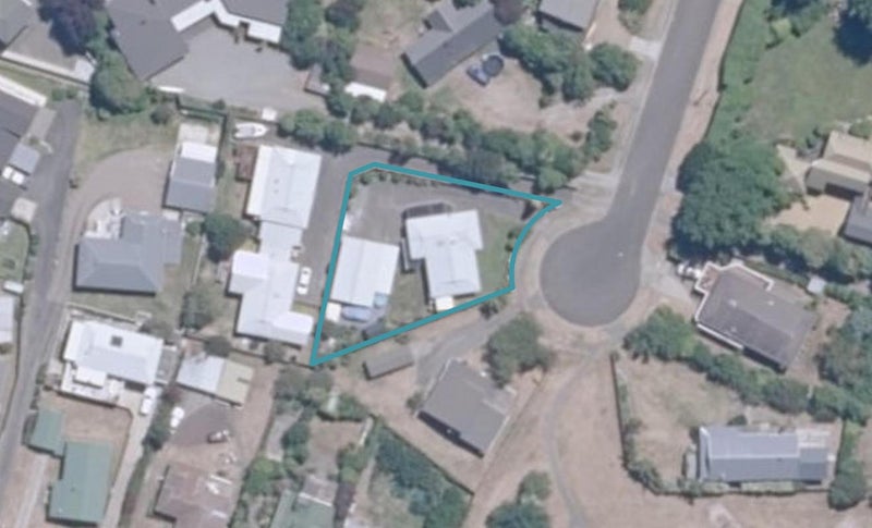 37 Otupai Street, Two Mile Bay, Taupo - Carousel 1