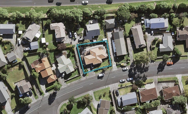 47 Barbados Drive, Unsworth Heights, Auckland - Carousel 1