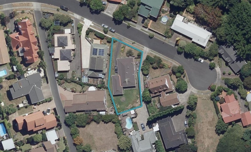 26 Cooper Place, Chedworth, Hamilton - Carousel 1