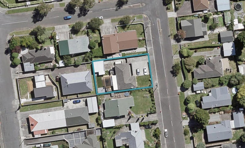 15 Henry Street, Ebdentown, Upper Hutt - Carousel 1