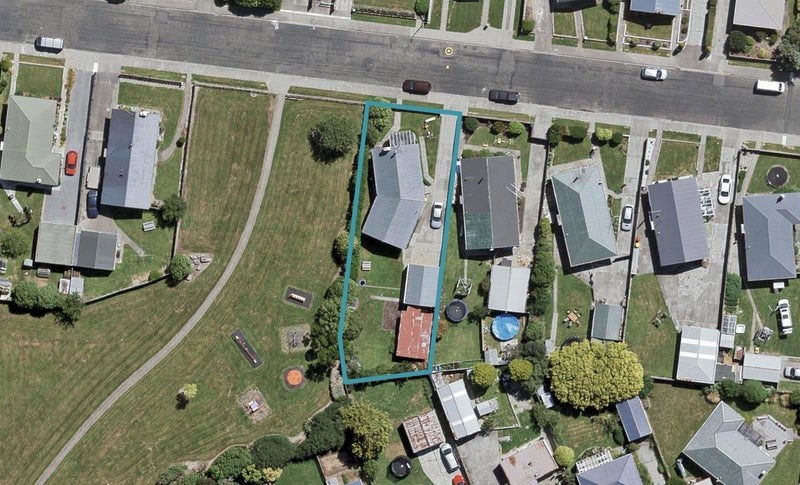 37 Moray Crescent, Grasmere, Invercargill - Carousel 1