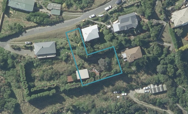 22B Ocean View Road, Ravensbourne, Dunedin - Carousel 1