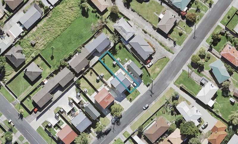 6D Westall Road, New Lynn, Auckland - Carousel 1