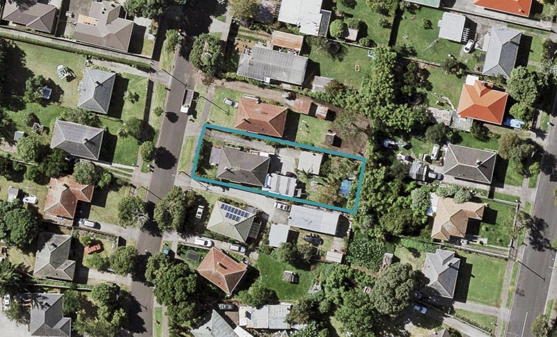 48 Kawiti Avenue, Point England, Auckland - Carousel 1