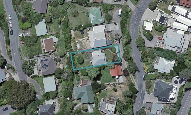 5 Nevay Road, Karaka Bays, Wellington - Carousel 1