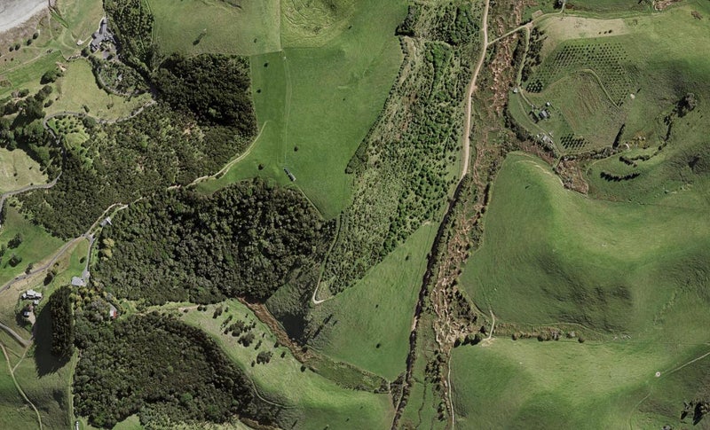 103 Man O'War Road, WAIHEKE ISLAND - Carousel 1