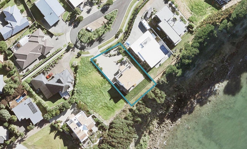 65 Hawaiian Parade, Arkles Bay, Whangaparaoa - Carousel 1