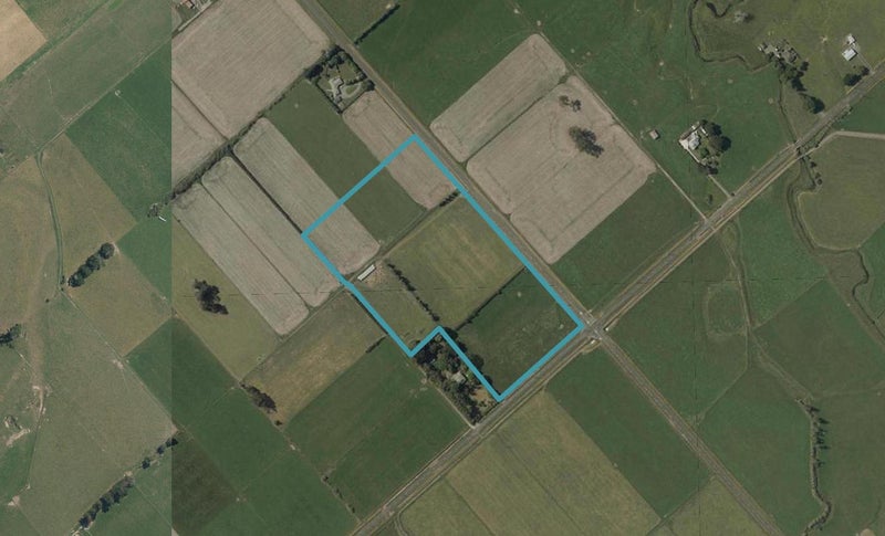 961 Roberts Line, Bunnythorpe, Palmerston North - Carousel 1