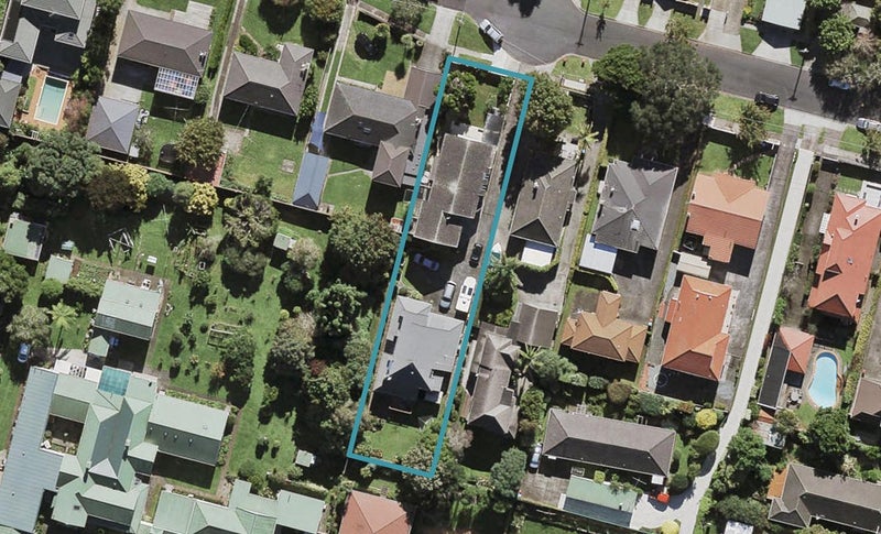 20 Rewi Road, Royal Oak, Auckland - Carousel 1