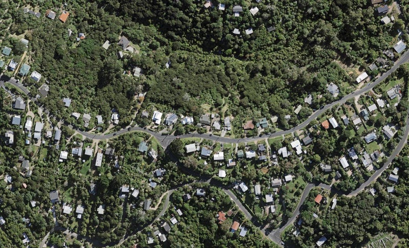 4 Hauraki Road, Oneroa, Waiheke Island - Carousel 1