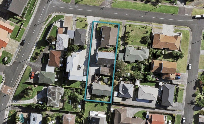 3/32 Wellington Street, Papakura, Auckland - Carousel 1
