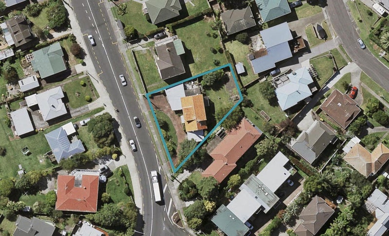 99 Forrest Hill Road, Milford, Auckland - Carousel 1