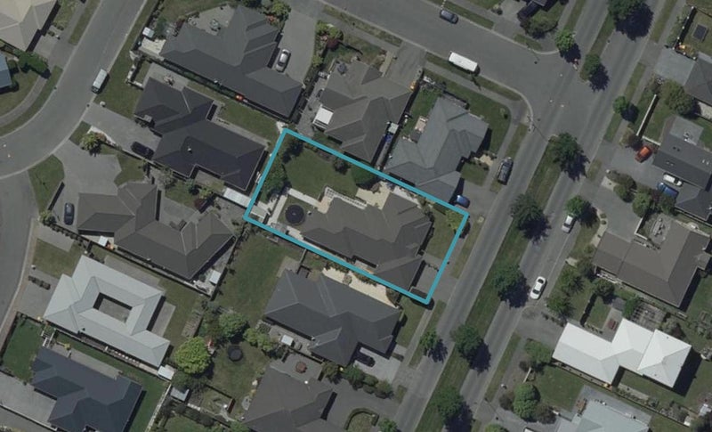 15 McMahon Drive, Aidanfield, Christchurch - Carousel 1