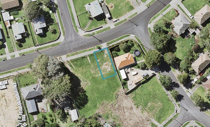 102A Leybourne Circle, Glen Innes, Auckland - Carousel 1