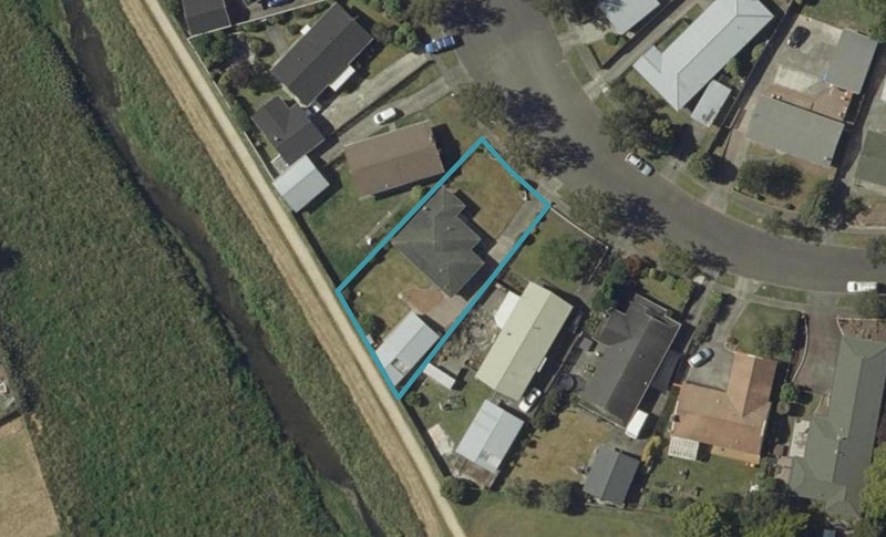 35 Humphries Place, Awapuni, Palmerston North - Carousel 1
