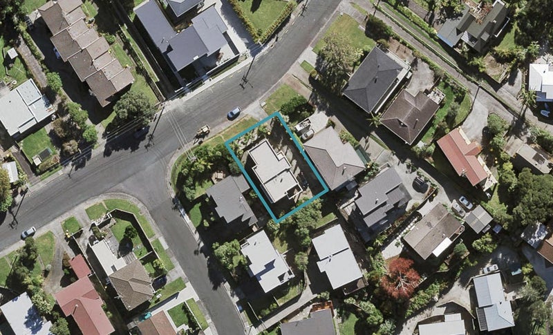 18 Glendhu Road, Bayview, Auckland - Carousel 1
