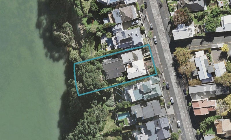 2/54 Queen Street, Northcote Point, Auckland - Carousel 1