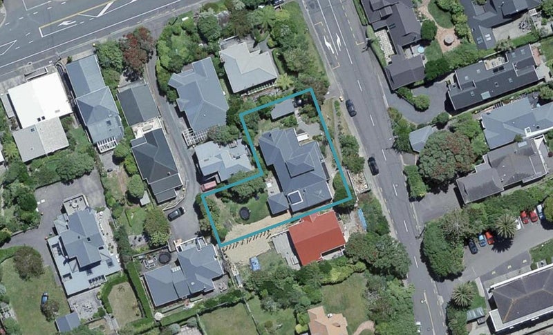 6 Messines Road, Karori, Wellington - Carousel 1