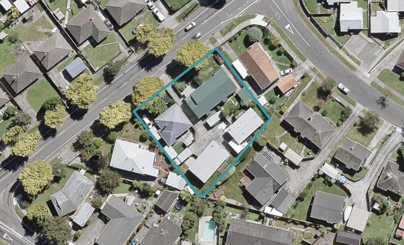 2/76 Naenae Road, Naenae, Lower Hutt - Carousel 1