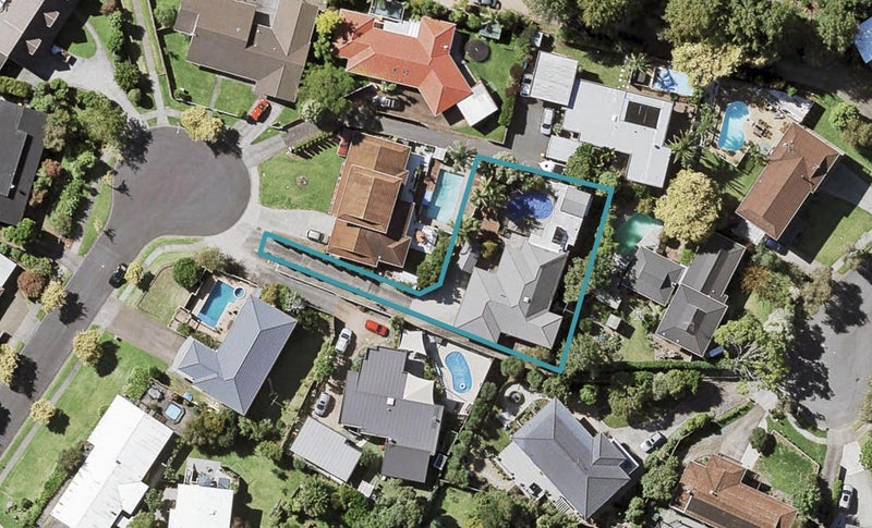 7 Hill Rise, Sunnyhills, Auckland - Carousel 1